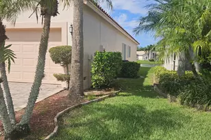 340 NW Breezy Point Loop, Port Saint Lucie, FL 34986 - Photo 2