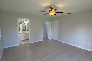 1427 Summit Run Cir, West Palm Beach, FL 33415 - Photo 10