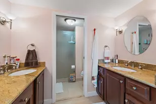 5480 N Ocean Dr, Singer Island, FL 33404 - Photo 32