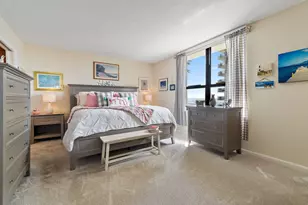 5480 N Ocean Dr, Singer Island, FL 33404 - Photo 8