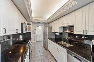 5480 N Ocean Dr, Singer Island, FL 33404 - Photo 24