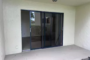 1525 Lake Crystal Dr, West Palm Beach, FL 33411 - Photo 12