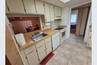 3212 Strawflower Way #210, Lake Worth, FL 33467 - Photo 4