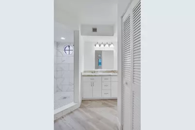 17388 Boca Club Boulevard #201, Boca Raton, FL 33487 - Photo 32