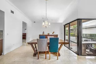 6100 Manchester Ln, Davie, FL 33331 - Photo 10