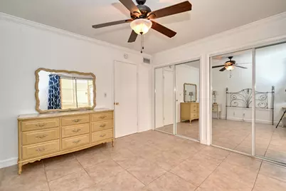 102 Coventry E #102, West Palm Beach, FL 33417 - Photo 10