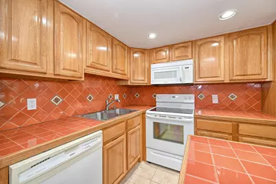 102 Coventry E #102, West Palm Beach, FL 33417 - Photo 8