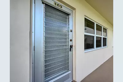 102 Coventry E #102, West Palm Beach, FL 33417 - Photo 2