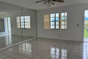 574 Burgundy L, Delray Beach, FL 33484 - Photo 10