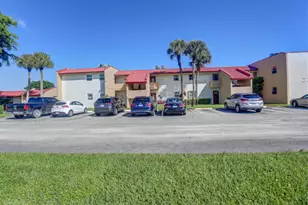 235 Golden River Dr, West Palm Beach, FL 33411 - Photo 32