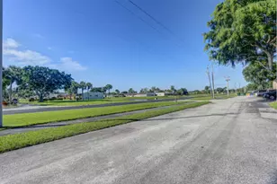 235 Golden River Dr, West Palm Beach, FL 33411 - Photo 34