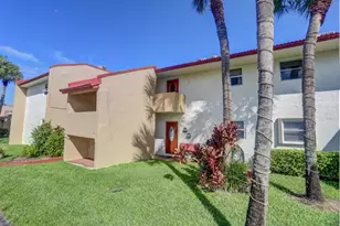 235 Golden River Dr, West Palm Beach, FL 33411 - Photo 18