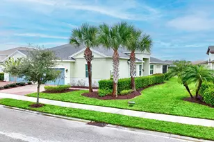 11224 SW Parkside Dr, Port Saint Lucie, FL 34987 - Photo 2