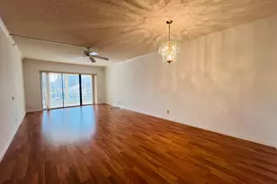 3154 Via Poinciana, Lake Worth, FL 33467 - Photo 4