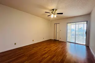 3154 Via Poinciana, Lake Worth, FL 33467 - Photo 12