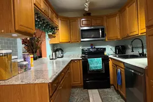 3738 Savoy Ln, West Palm Beach, FL 33417 - Photo 8