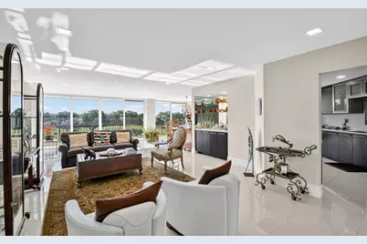 1900 Consulate Place #203, West Palm Beach, FL 33401 - Photo 4