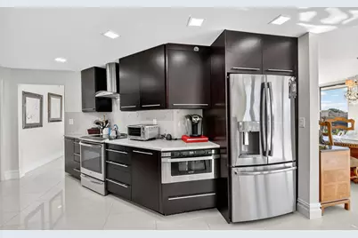 1900 Consulate Place #203, West Palm Beach, FL 33401 - Photo 14