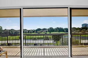 1900 Consulate Pl, West Palm Beach, FL 33401 - Photo 10