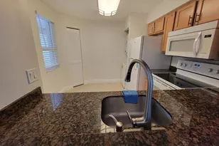 4208 Glenmoor Dr, West Palm Beach, FL 33409 - Photo 4