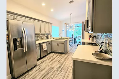 9825 Mantova Drive, Lake Worth, FL 33467 - Photo 8