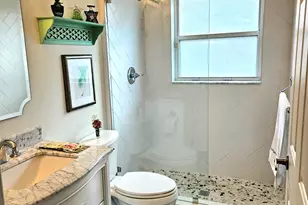 9825 Mantova Dr, Lake Worth, FL 33467 - Photo 10