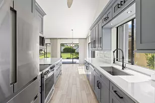 125 Cape Pointe Cir, Jupiter, FL 33477 - Photo 6