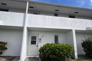 141 West Ct, Royal Palm Beach, FL 33411 - Photo 2