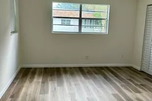 2950 SE Ocean Blvd, Stuart, FL 34996 - Photo 8