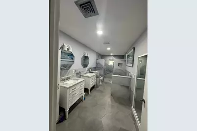 1616 Crandon Avenue, Mangonia Park, FL 33407 - Photo 4