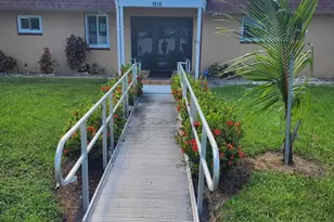 1616 Crandon Ave, Mangonia Park, FL 33407 - Photo 2