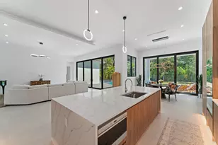 18488 Symphony Ct, Jupiter, FL 33458 - Photo 10