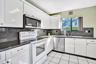 3373 Jog Park Dr, Greenacres, FL 33467 - Photo 20