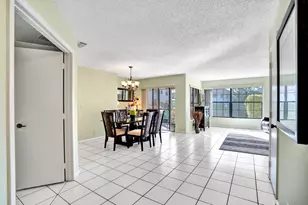 3373 Jog Park Dr, Greenacres, FL 33467 - Photo 12