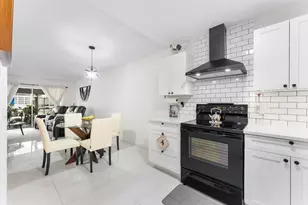 7500 NW 30th Pl, Sunrise, FL 33313 - Photo 4