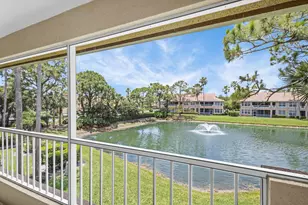 222 Legendary Cir, Palm Beach Gardens, FL 33418 - Photo 4