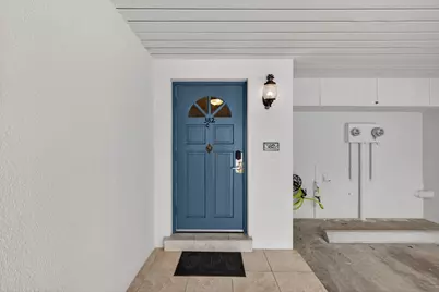 382 Golfview Road #C, North Palm Beach, FL 33408 - Photo 2