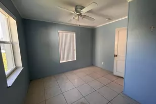 840 W 2nd St, Riviera Beach, FL 33404 - Photo 4