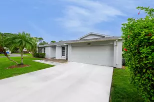 2490 4th Pl, Vero Beach, FL 32962 - Photo 2