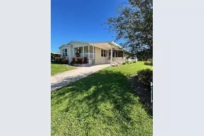 7955 SE Independence Avenue, Hobe Sound, FL 33455 - Photo 2