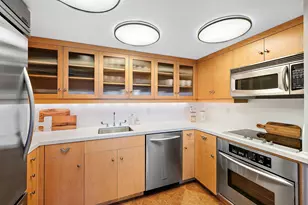 2 Church Ln, North Palm Beach, FL 33408 - Photo 8