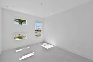 9875 SW Veronese Dr, Port Saint Lucie, FL 34987 - Photo 18