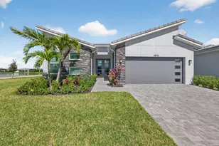 9875 SW Veronese Dr, Port Saint Lucie, FL 34987 - Photo 2