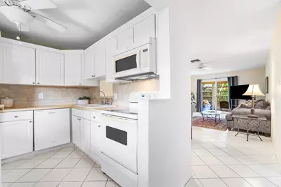 2102 NE 1st Way #206, Boynton Beach, FL 33435 - Photo 4