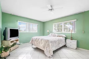 2102 NE 1st Way, Boynton Beach, FL 33435 - Photo 16