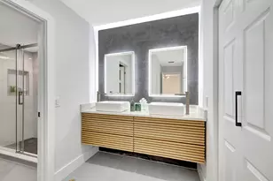7898 Eastlake Dr, Boca Raton, FL 33433 - Photo 20