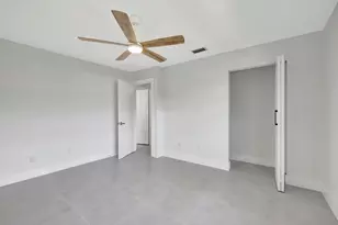 7898 Eastlake Dr, Boca Raton, FL 33433 - Photo 18