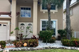 18280 Coral Isles Dr, Boca Raton, FL 33498 - Photo 2