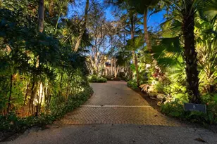 8 Driftwood Landing, Gulf Stream, FL 33483 - Photo 8