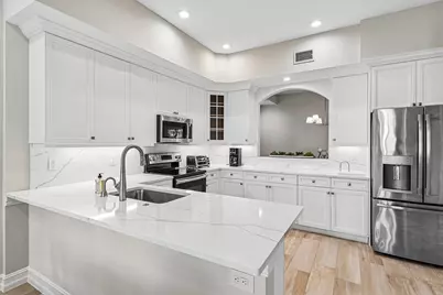 106 Palm Bay Drive #B, Palm Beach Gardens, FL 33418 - Photo 2